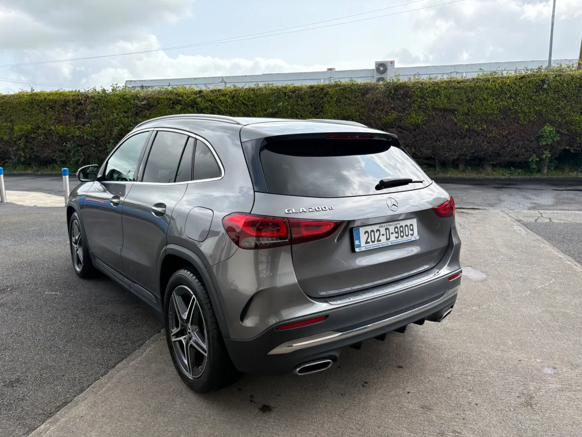Mercedes-Benz GLA  200 Amg Line - Image 3