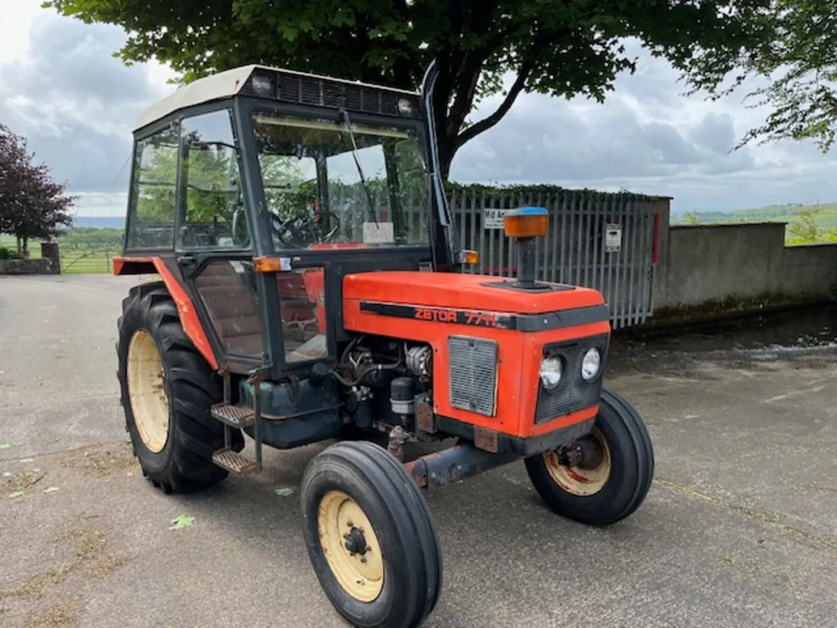 1990 Zetor 7711 2wd Tractor - Image 1