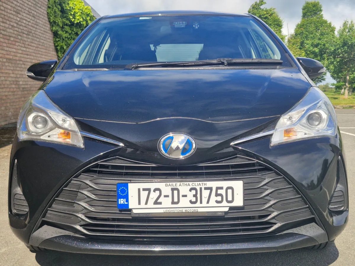 TOYOTA YARIS AUTOMATIC HYBRID FINANCE AVAILABLE - Image 3