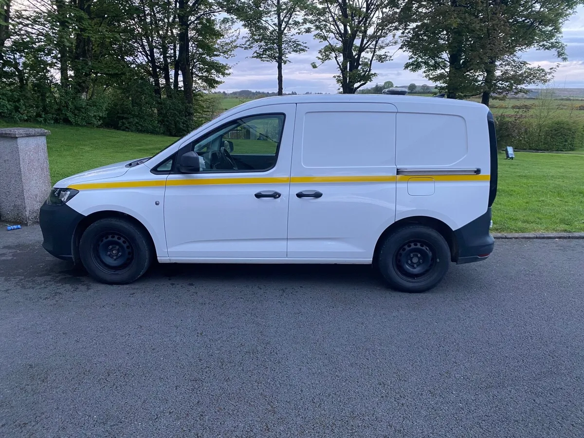 Volkswagen Caddy 2022 - Image 4