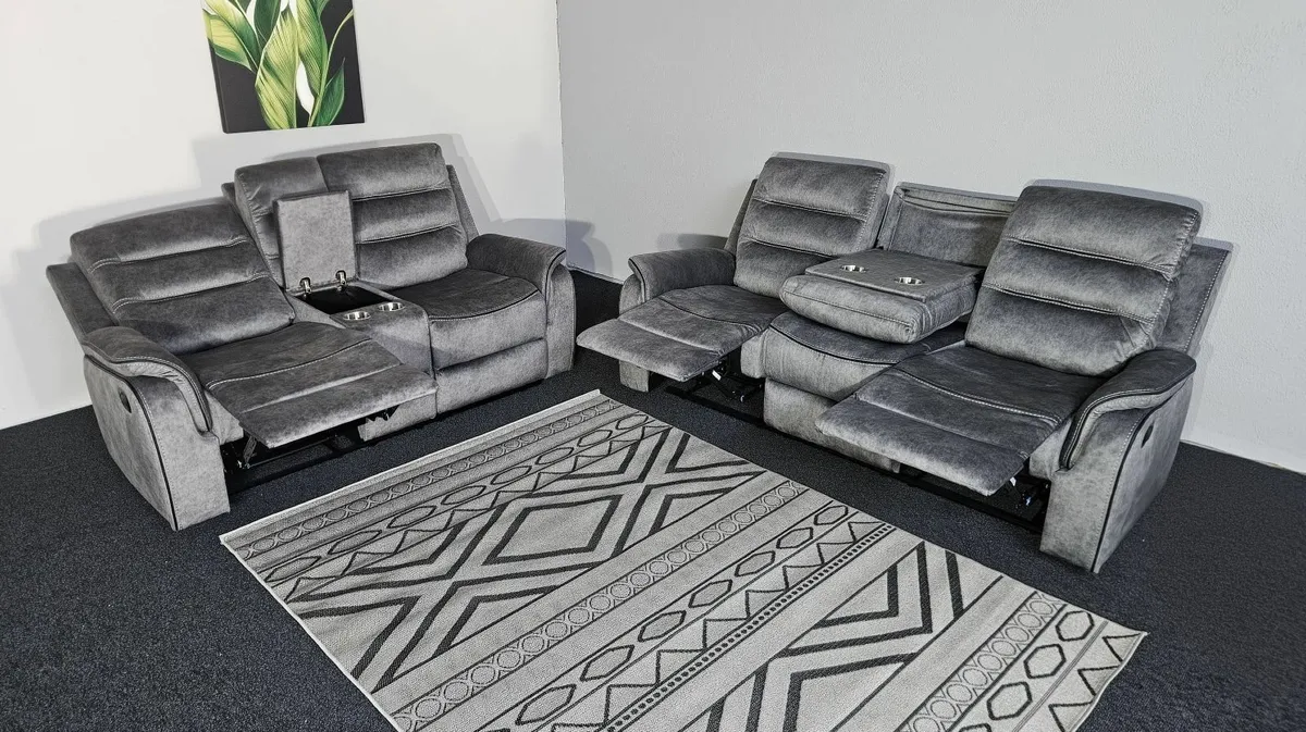Unbeatable value! Hamilton sofas - Image 1
