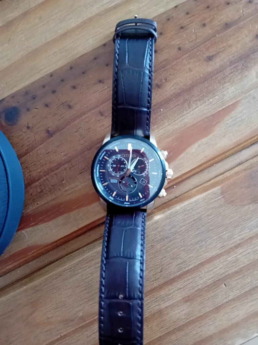 Citizen eco drive watch - Image 4
