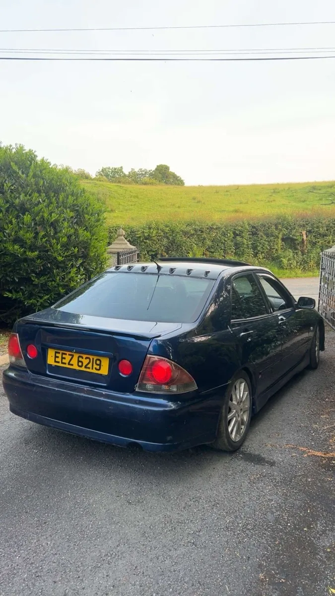 Is200 sport - Image 3