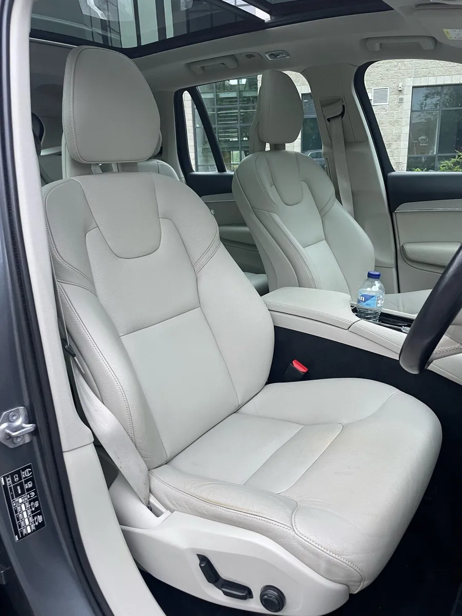 172 Volvo XC 90 T8 PHEV Momentum GT Petrol Hybrid - Image 4