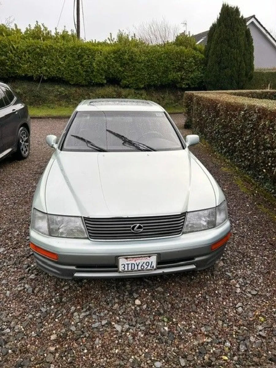 Lexus LS400 Automatic 1998 - Image 1