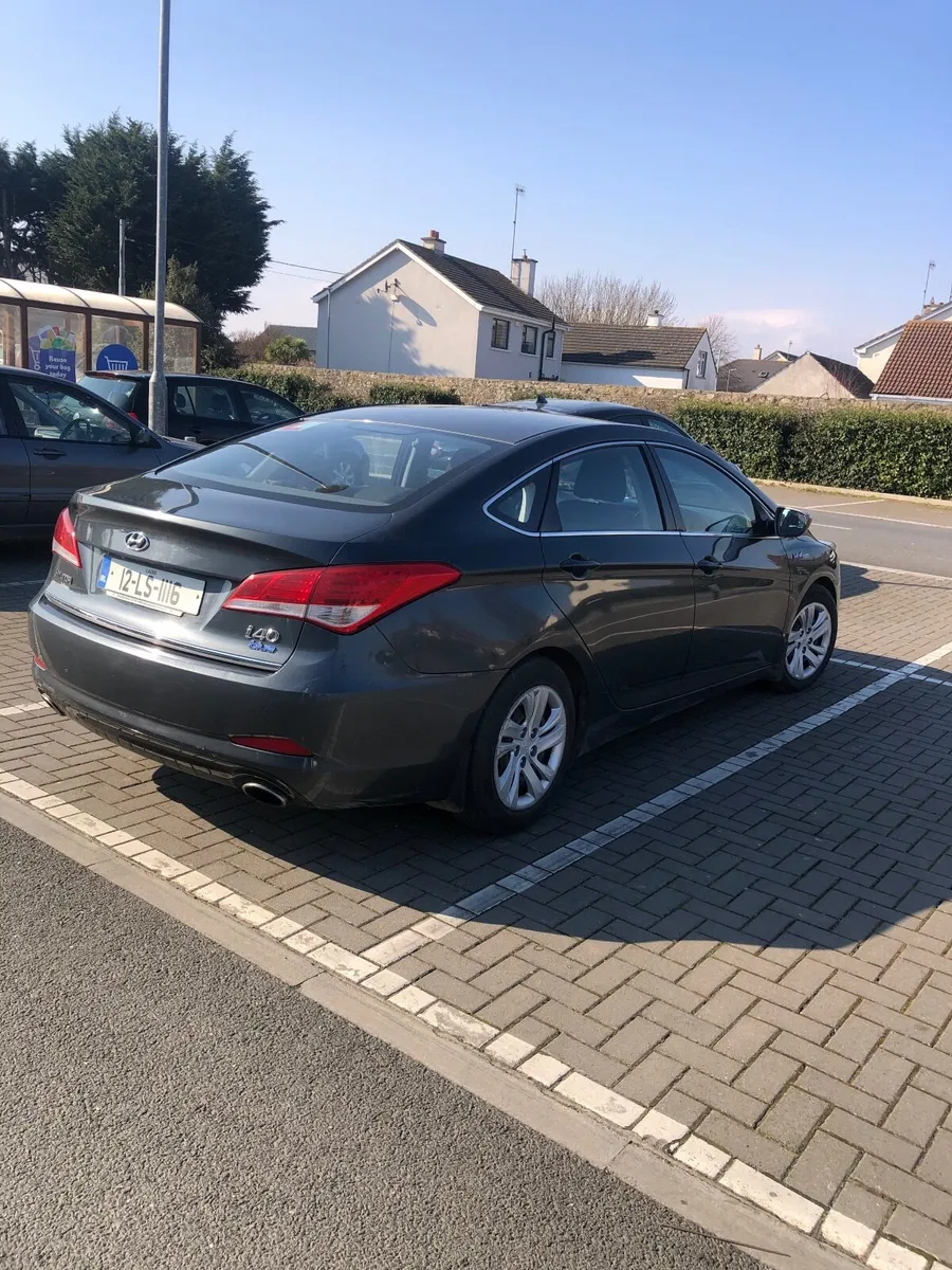 Hyundai i40 2012 - Image 2