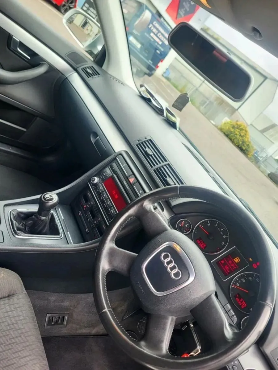 Audi A4 2008 - Image 4
