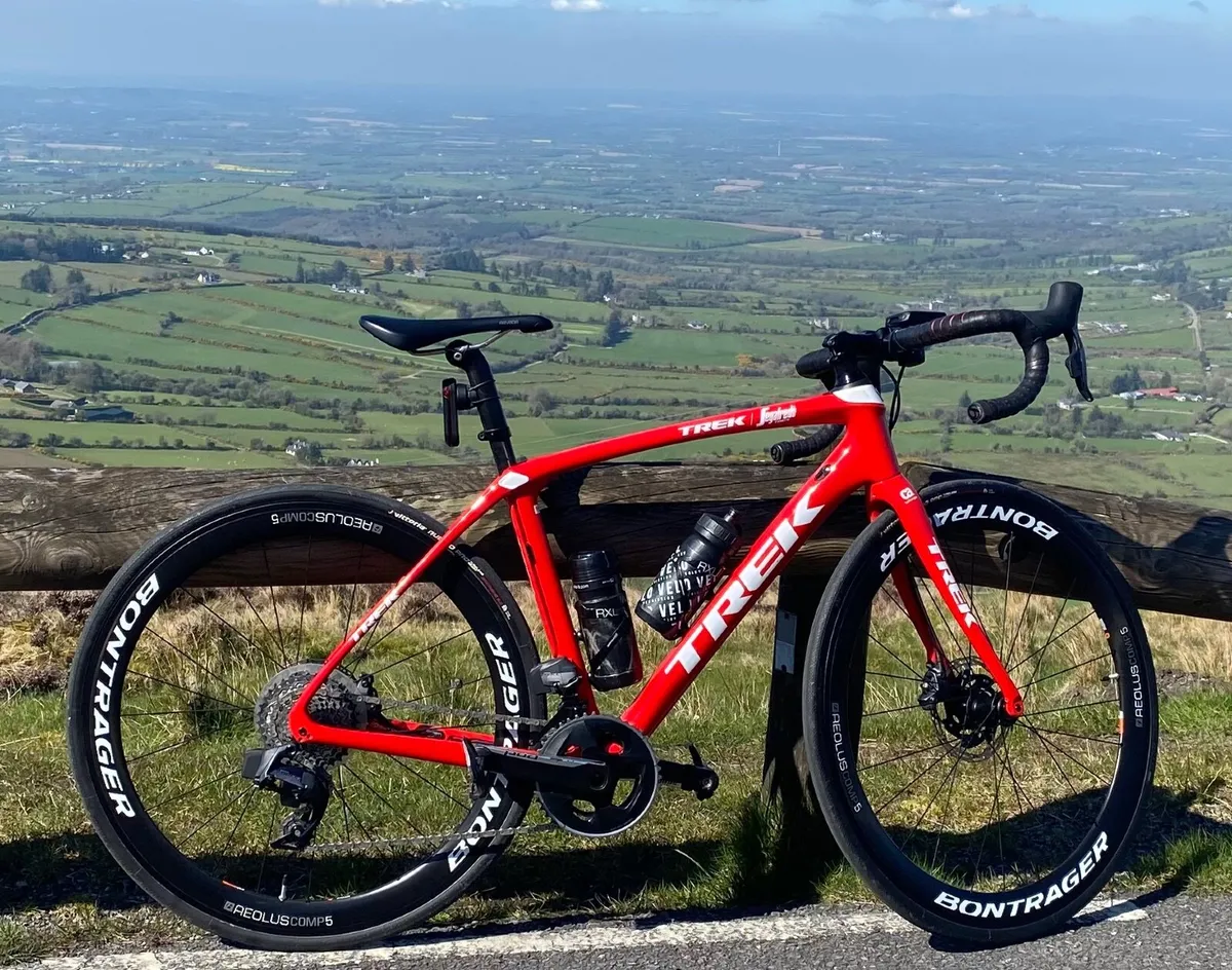 Road bike - Image 1