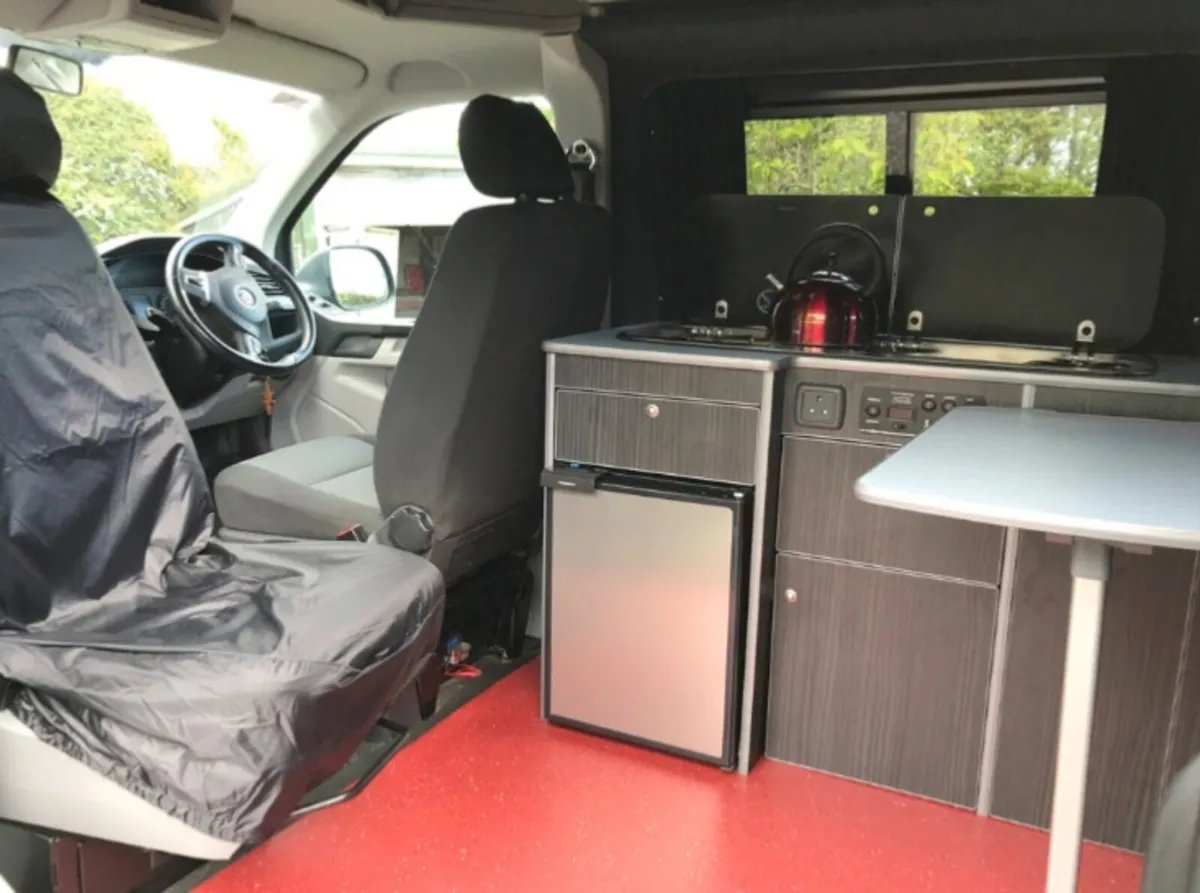 Volkswagen Transporter 2016 - Image 3