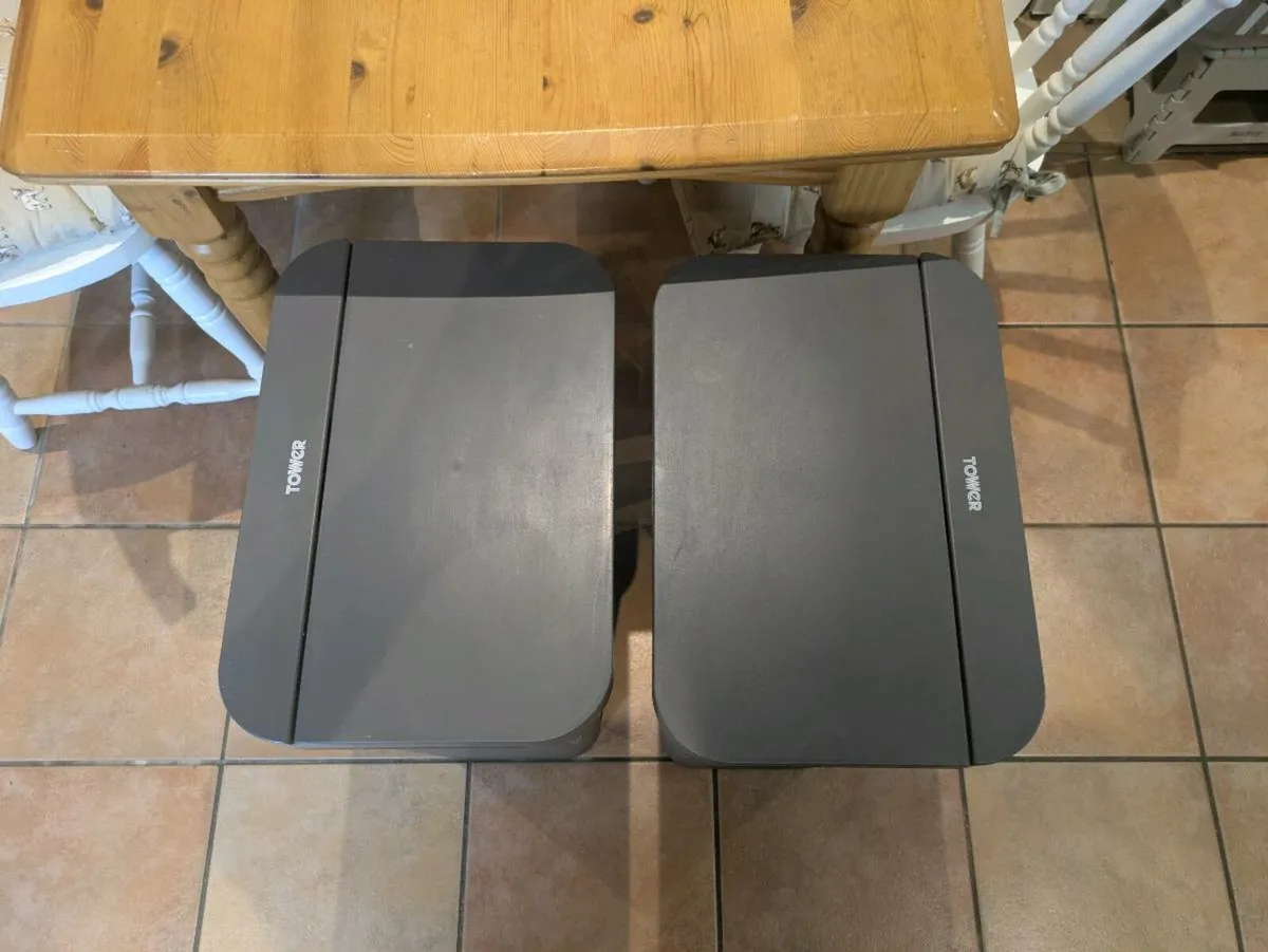 Kitchen bins x2 - Image 1