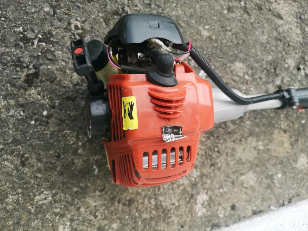 Grass Strimmers - Image 2