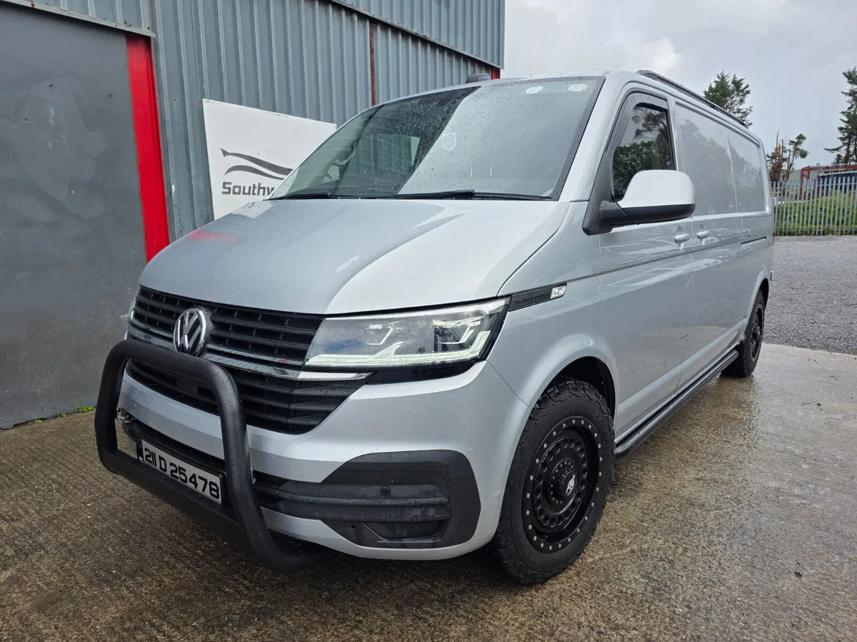 2021 Volkswagen Transporter *DOE 07-26 TAX 10-25* - Image 1
