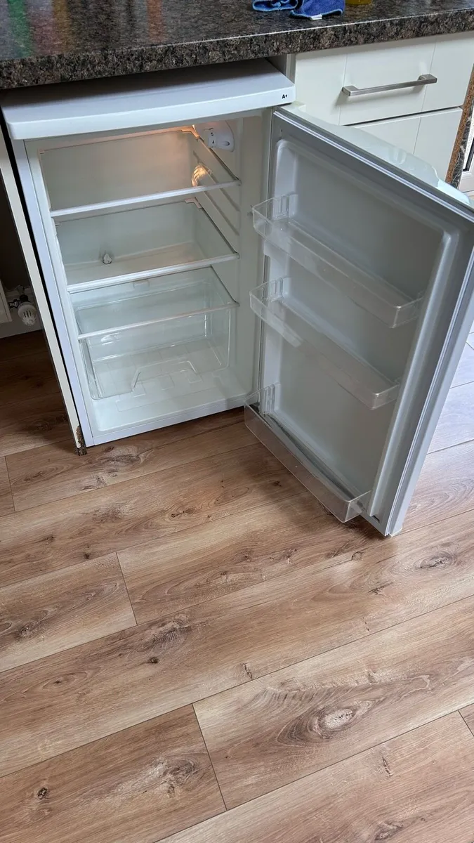 Fridge - Image 2