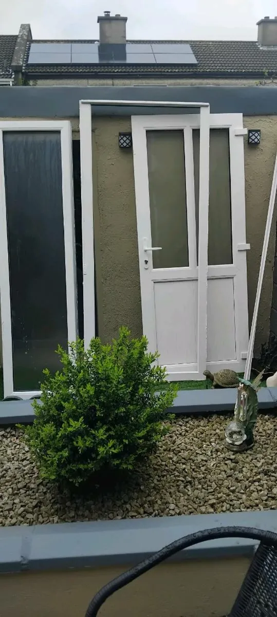 Pvc door and side window - Image 3