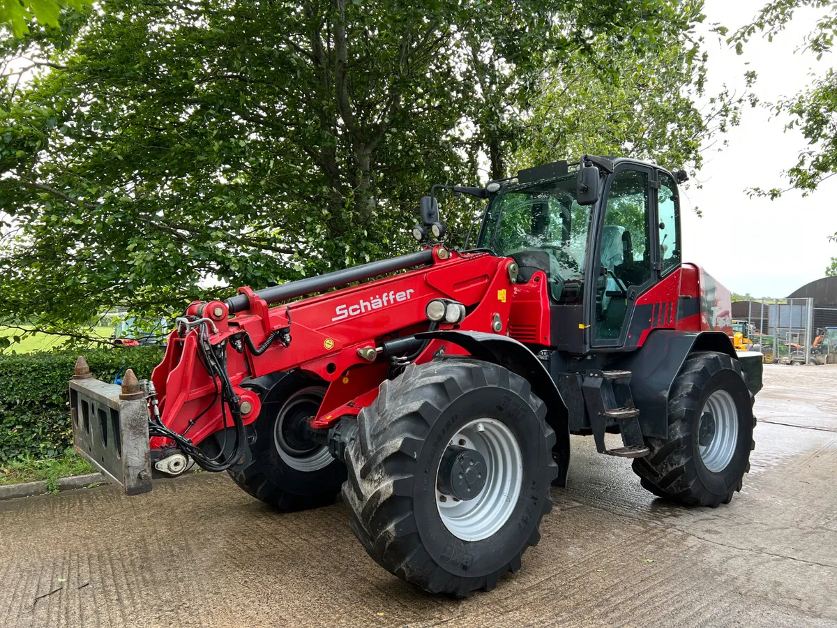 Schaffer 9640 T Pivot Steer Loader - Image 2