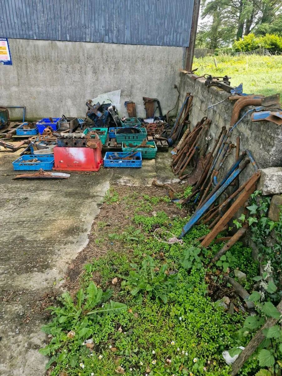Ford parts - Image 2