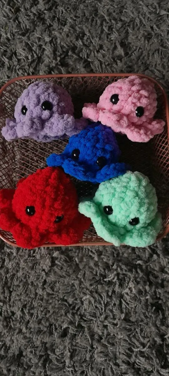 Crochet Octopus - Image 1