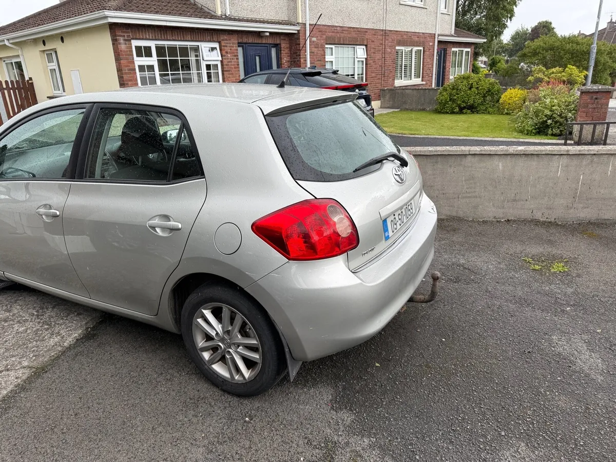 Toyota Auris - Image 2