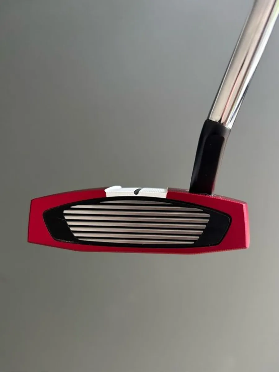 TaylorMade Spider GTx Red Putter - Image 3