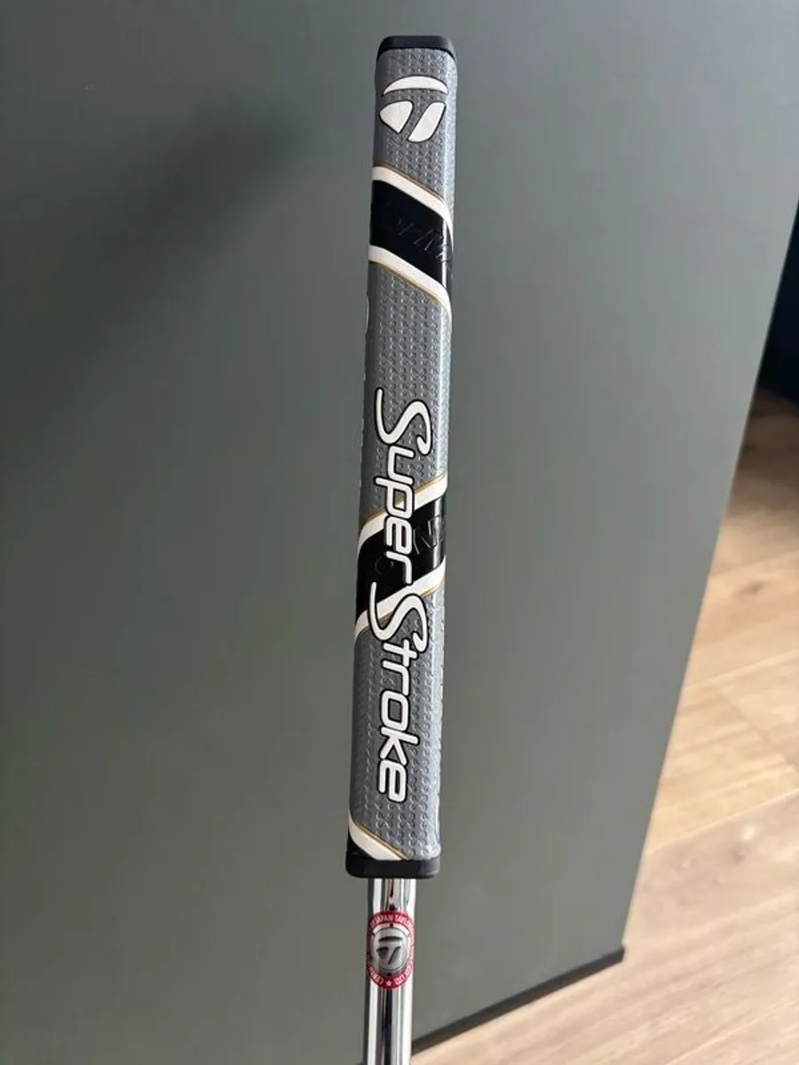 TaylorMade Spider GTx Red Putter - Image 4
