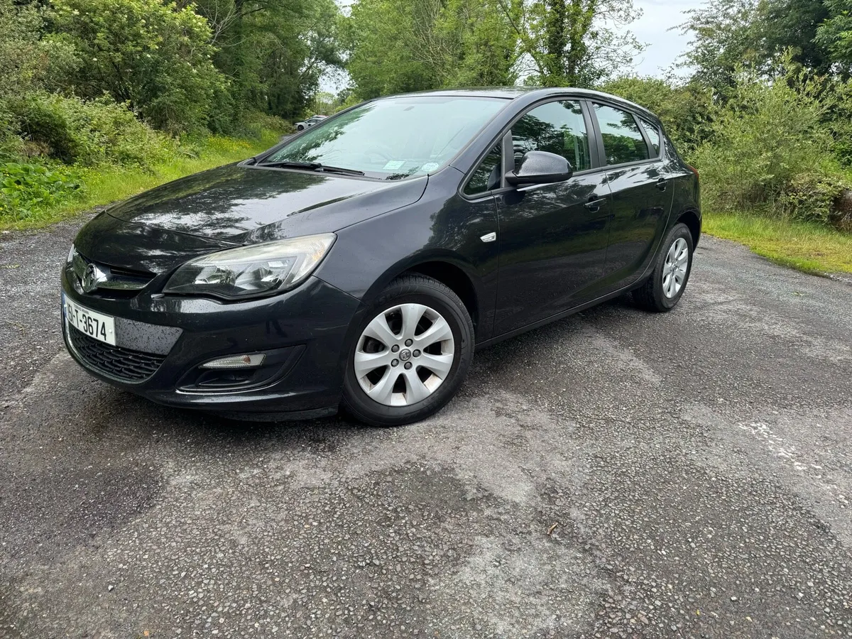 Opel Astra 1.4 NEW NCT LOW MILEAGE - Image 1