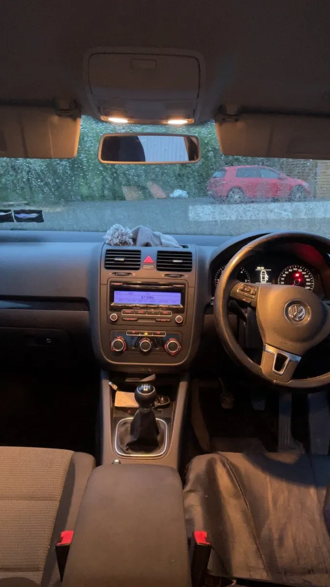 Mk5 Jetta - Image 4