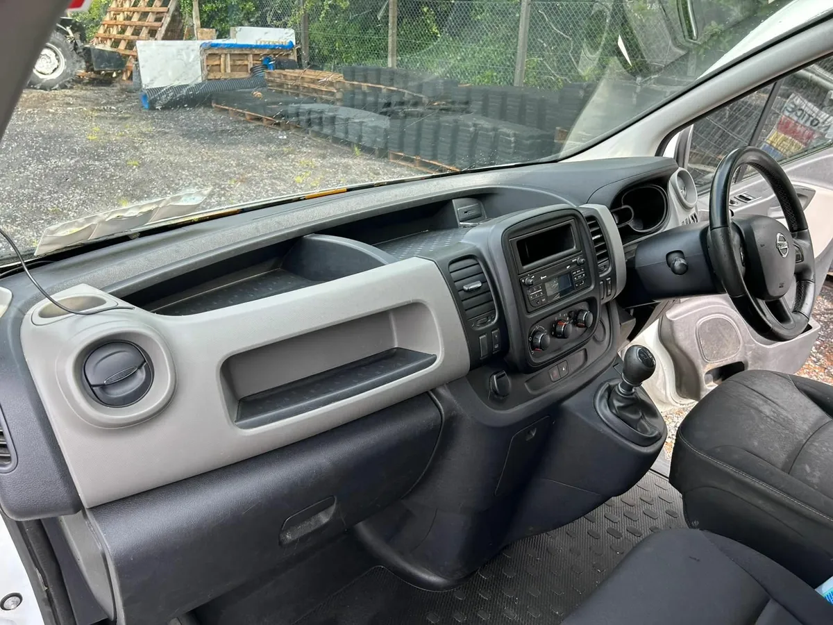 Nissan NV300 2017 - Image 4
