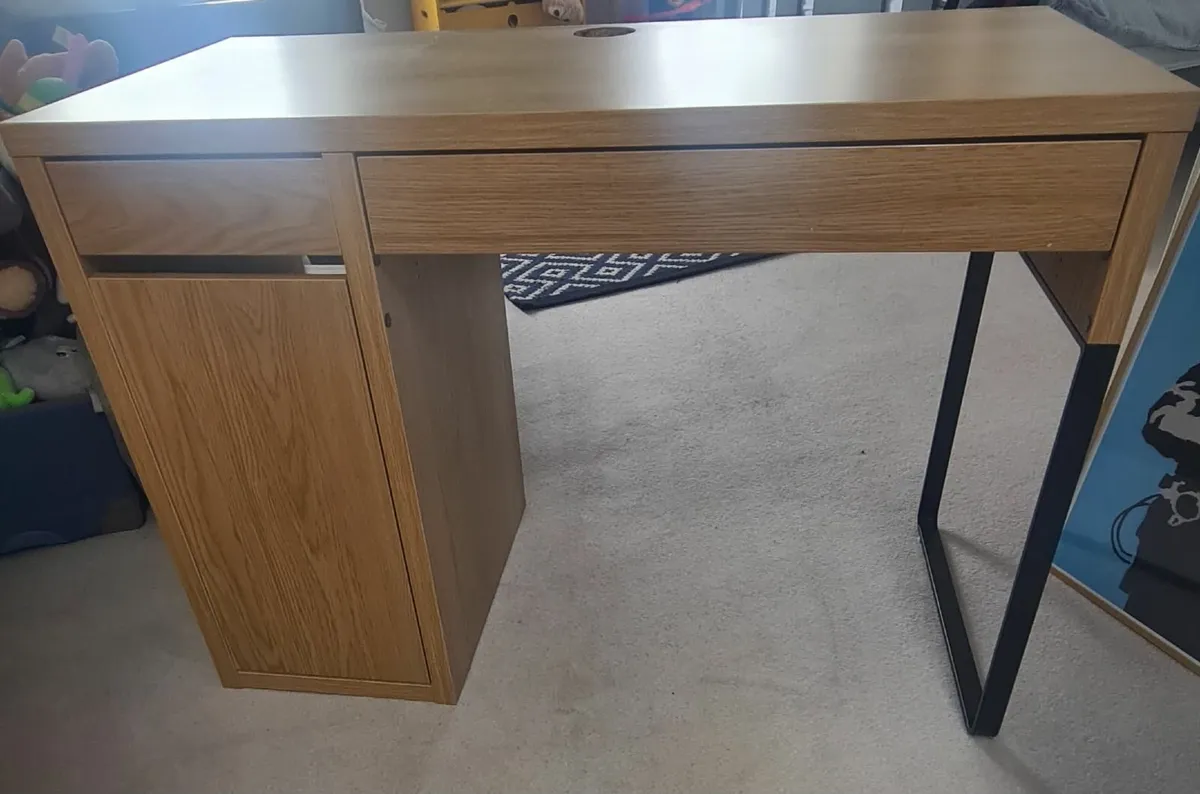 Desk - Image 1