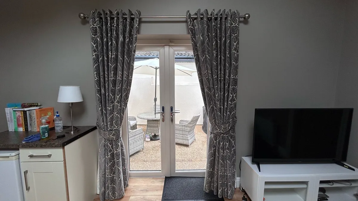 Custom made patio door curtains - Image 1