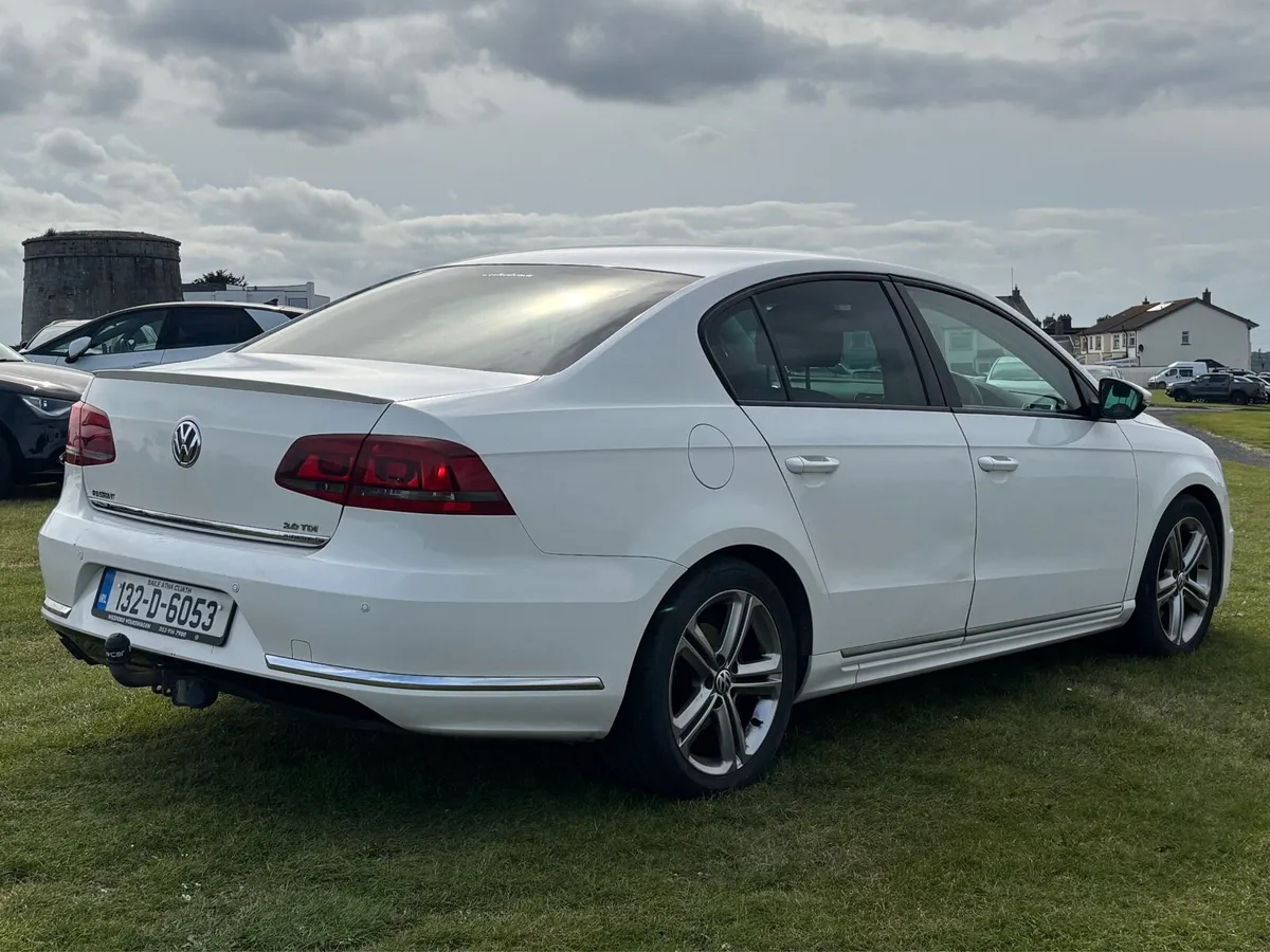 Vw Passat R-Line - Image 2