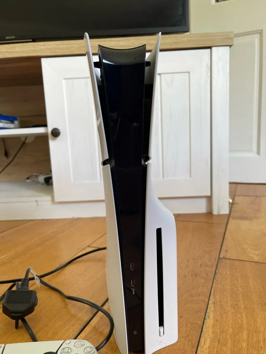 PS5 Slim Disc & 2 Controllers - Image 4
