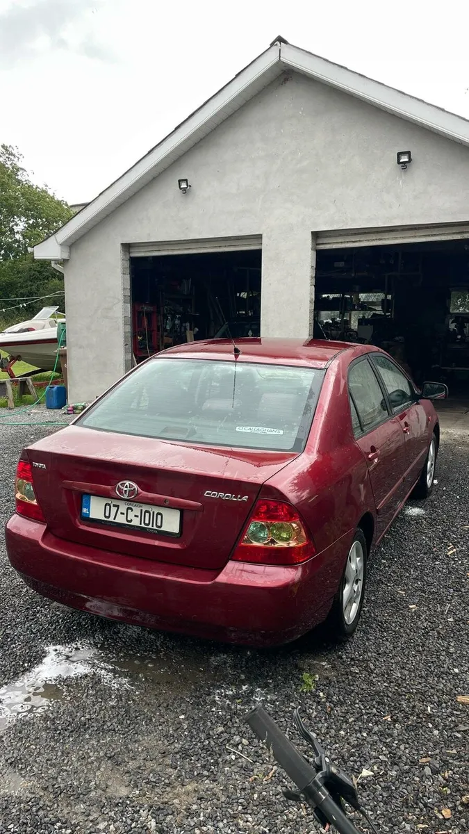 2007 toyota corolla - Image 1