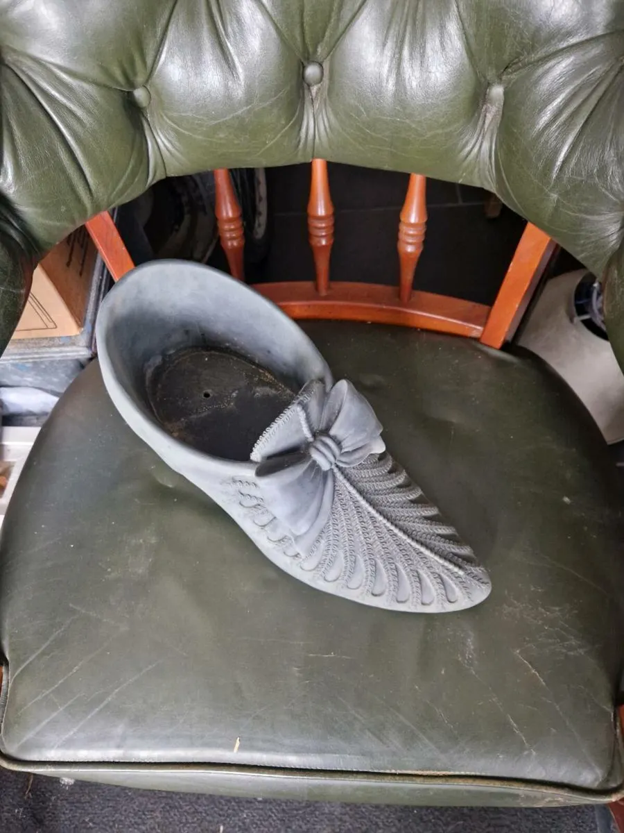 Garden Plant Pot Shoe - Image 2