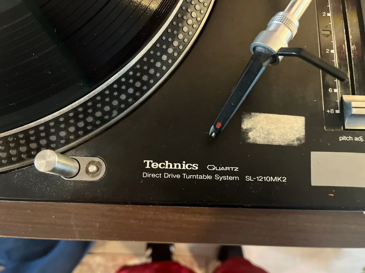 Technics 1210 MK2 - Image 2