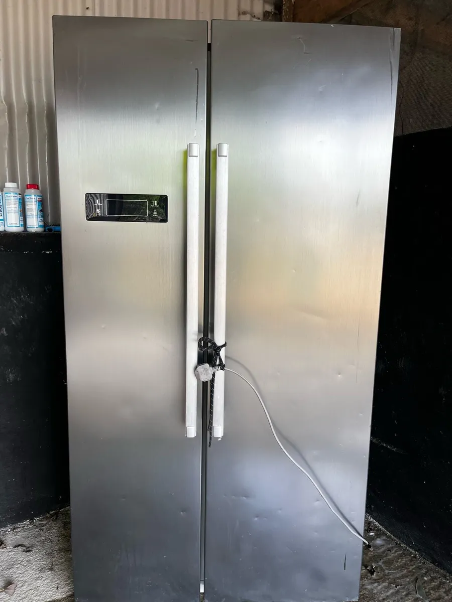 American fridge Freezer - Image 1
