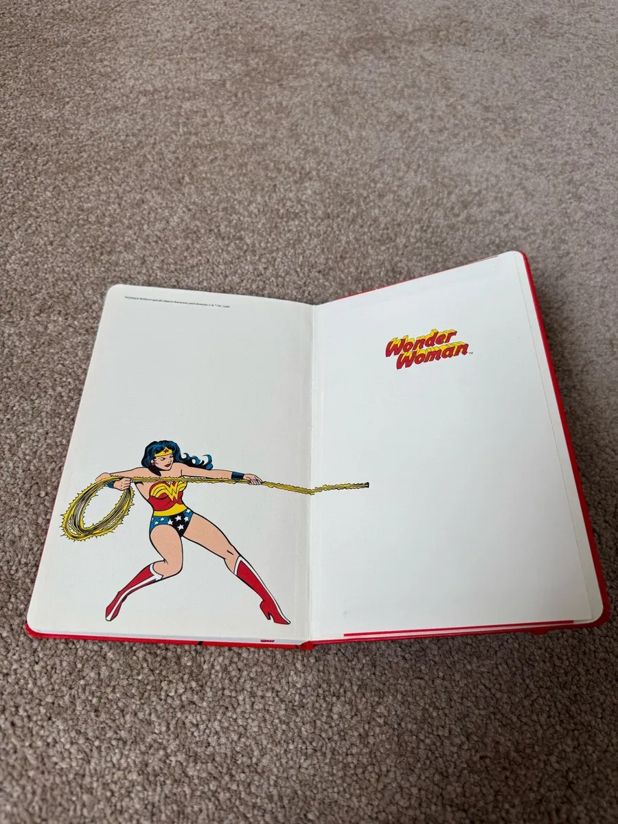 Moleskine Limited Edition Wonder Woman Notebook - Image 4
