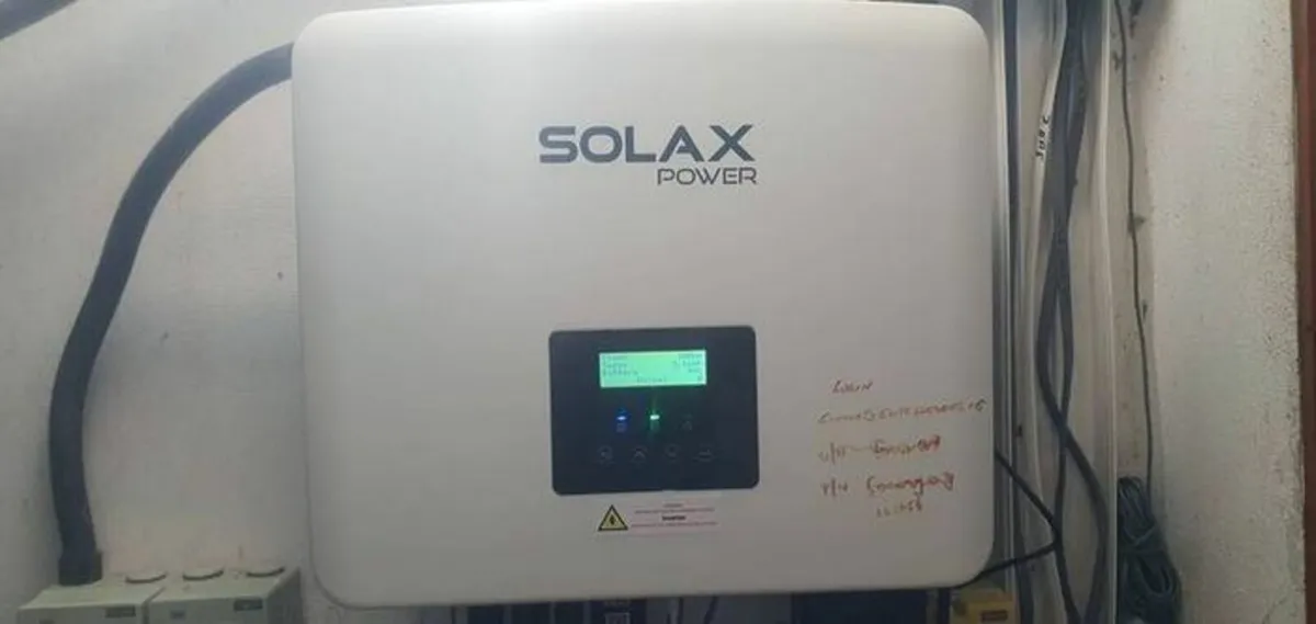 Solax X1 G4 5KW Hybrid Inverter and 4.5KW Battery - Image 4