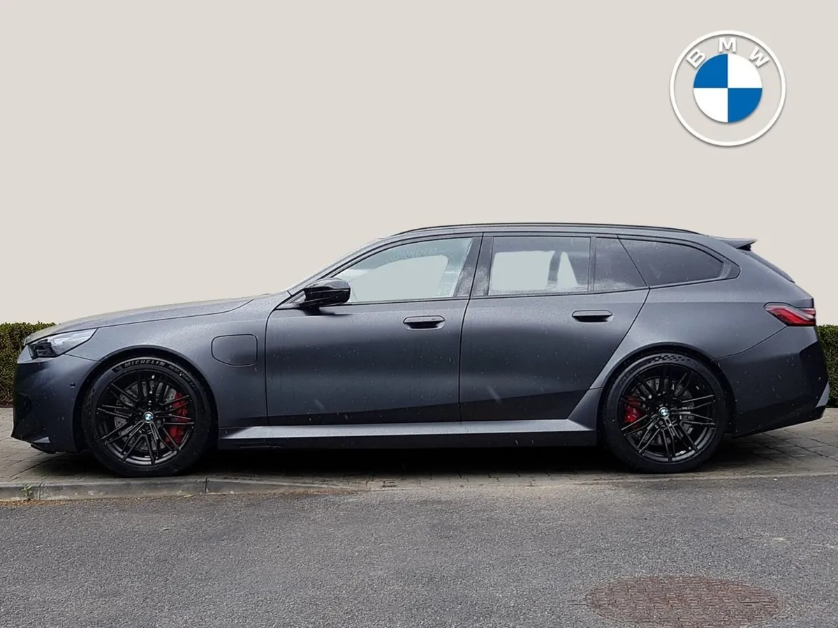 BMW M5 M5 Touring - Image 3