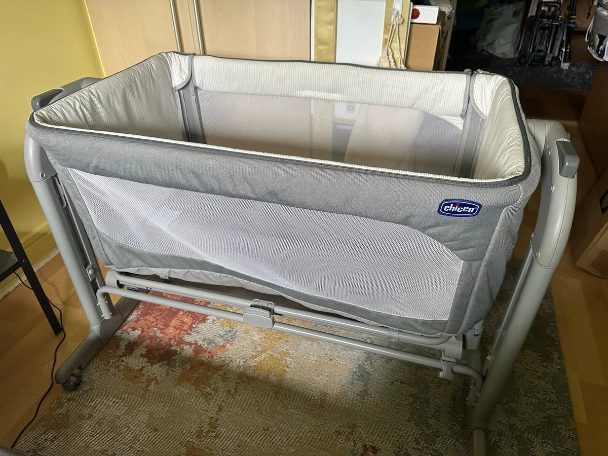 Bedside Cot Chicco Next2Me - Image 1