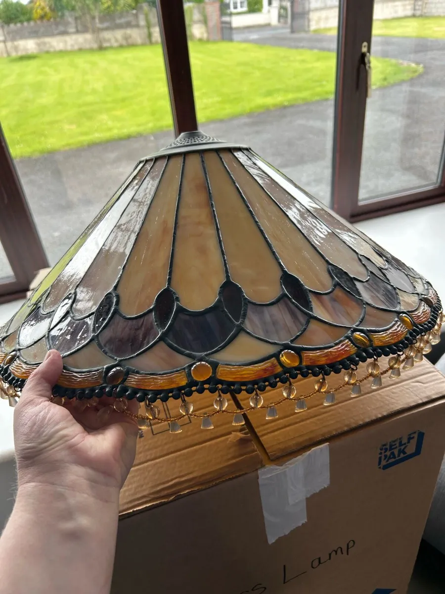 Glass lamp shade - Image 1
