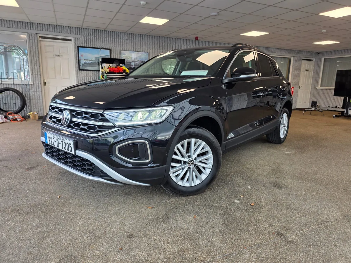 Volkswagen T-Roc Life 2.0 TDI 2022 - Image 1