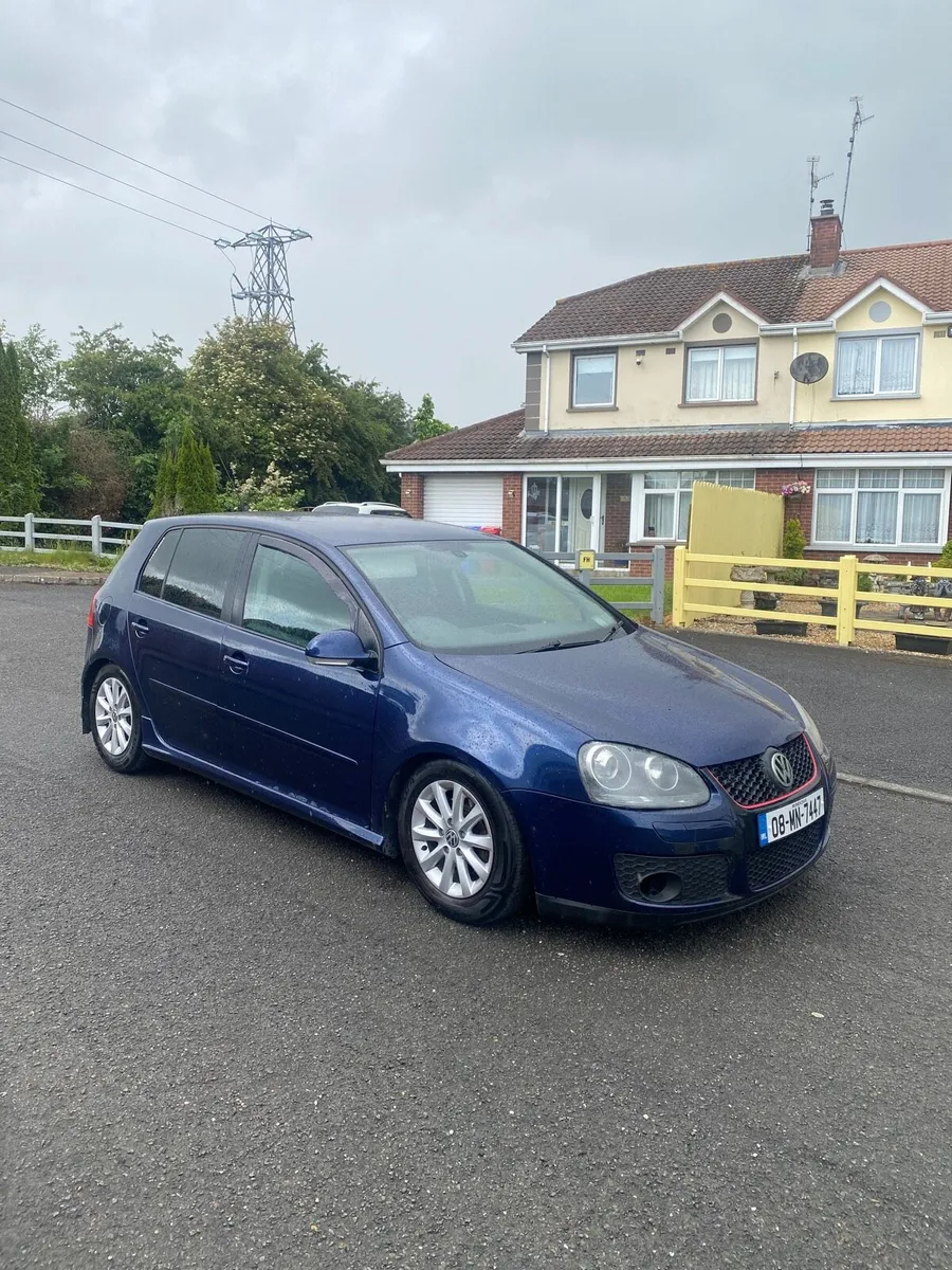 Kitted 2008 MK5 Golf Match - Image 1