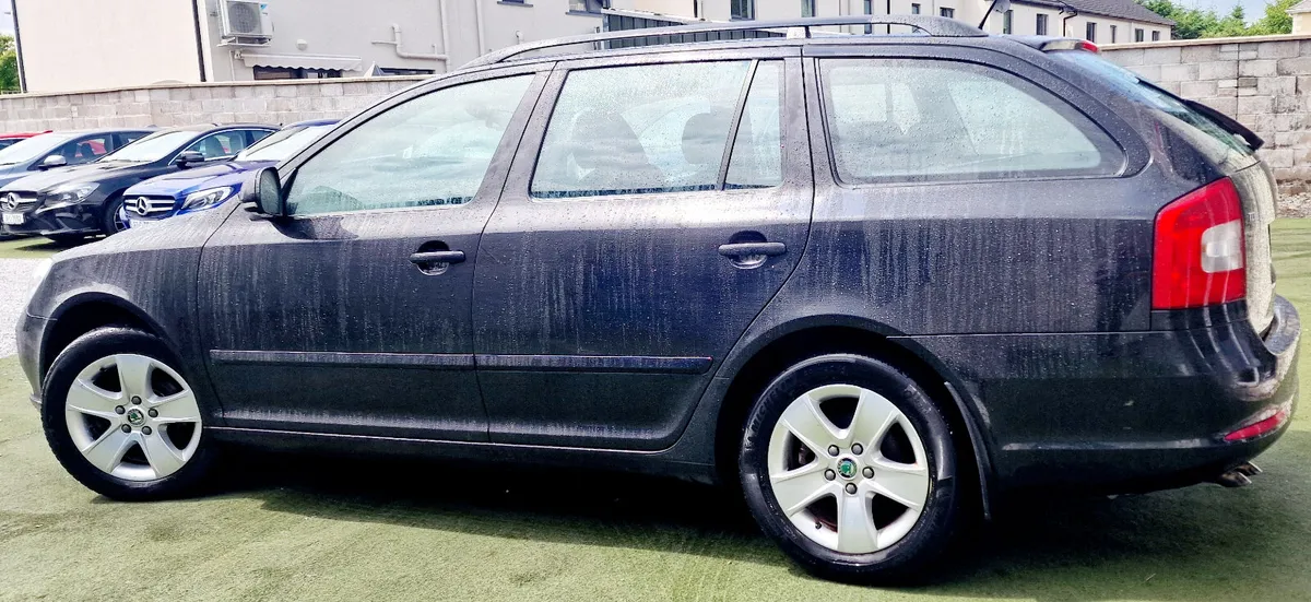 Skoda Octavia 1.9TDI NCT TAX 105BHP ELEGANCE - Image 3