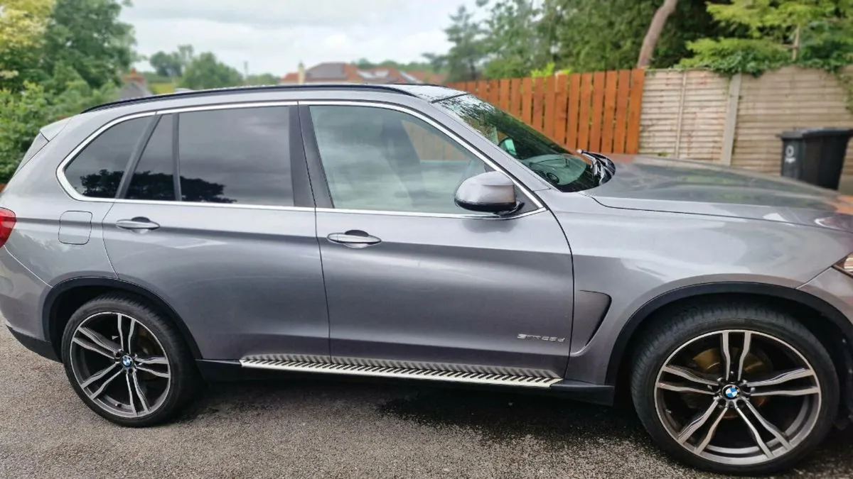 Car - Image 4