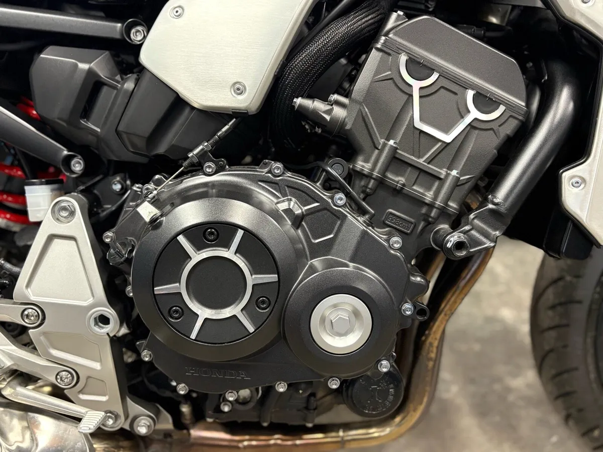 2020 Honda CB1000R - Image 4