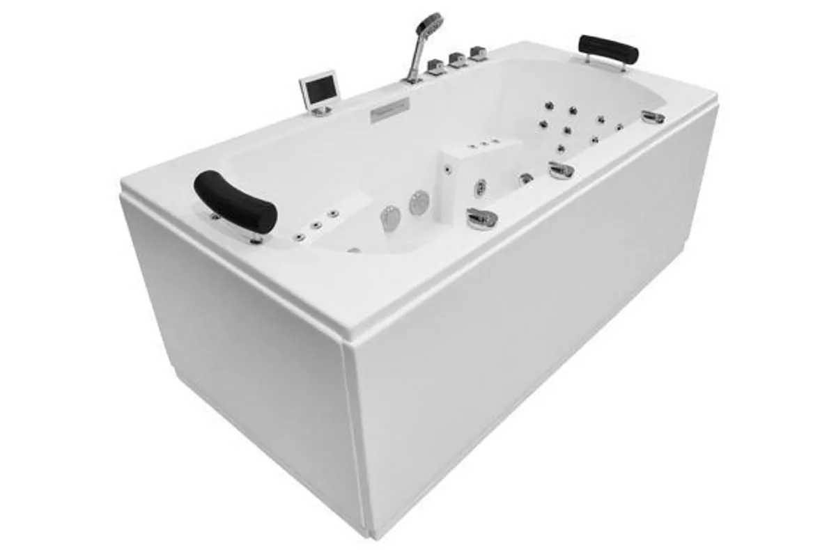 Whirlpool Hydrotherapy Ireland Bath Mistral 0011 - Image 1