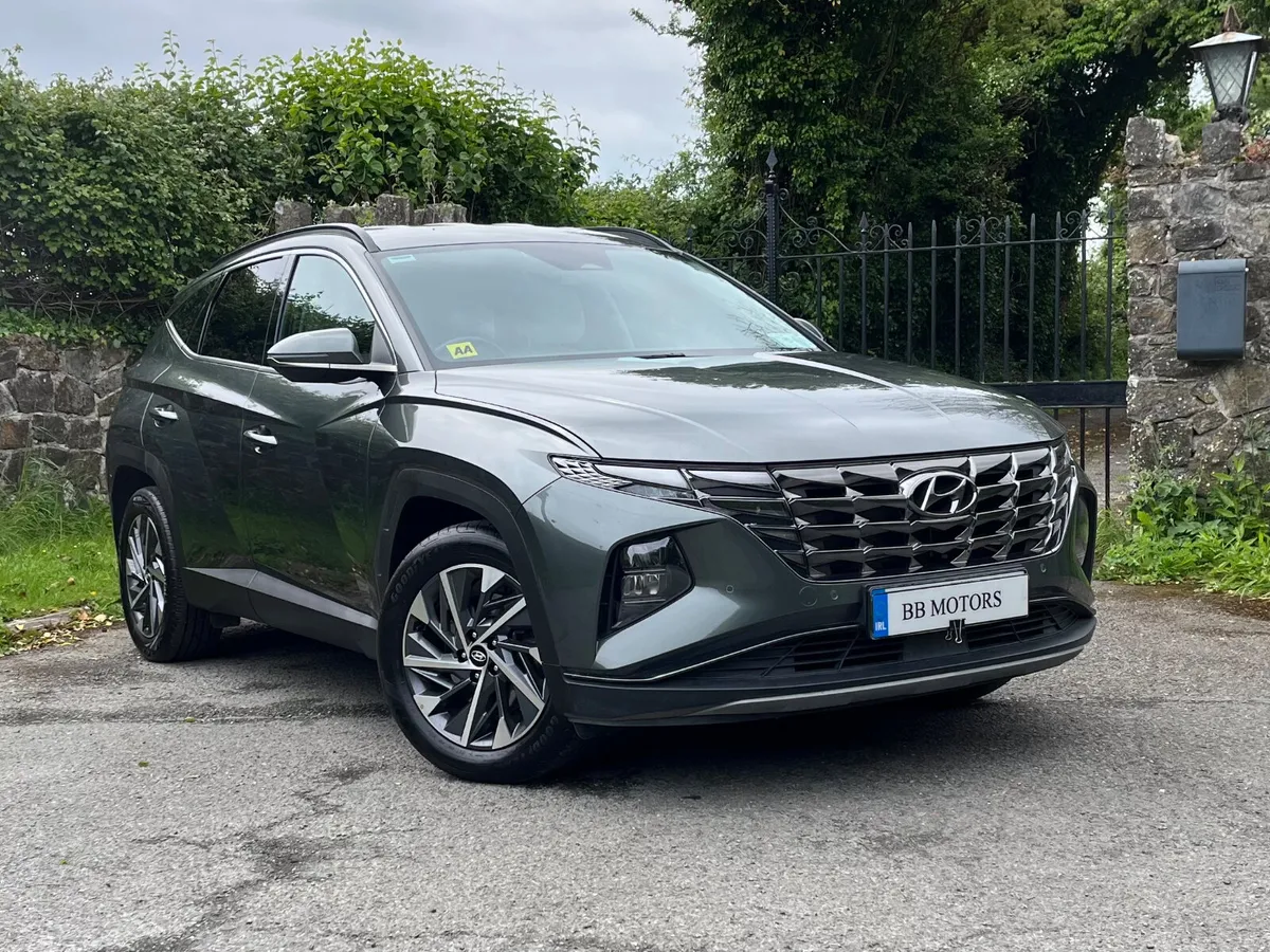 Hyundai Tucson 2WD Executive Plus - Image 1