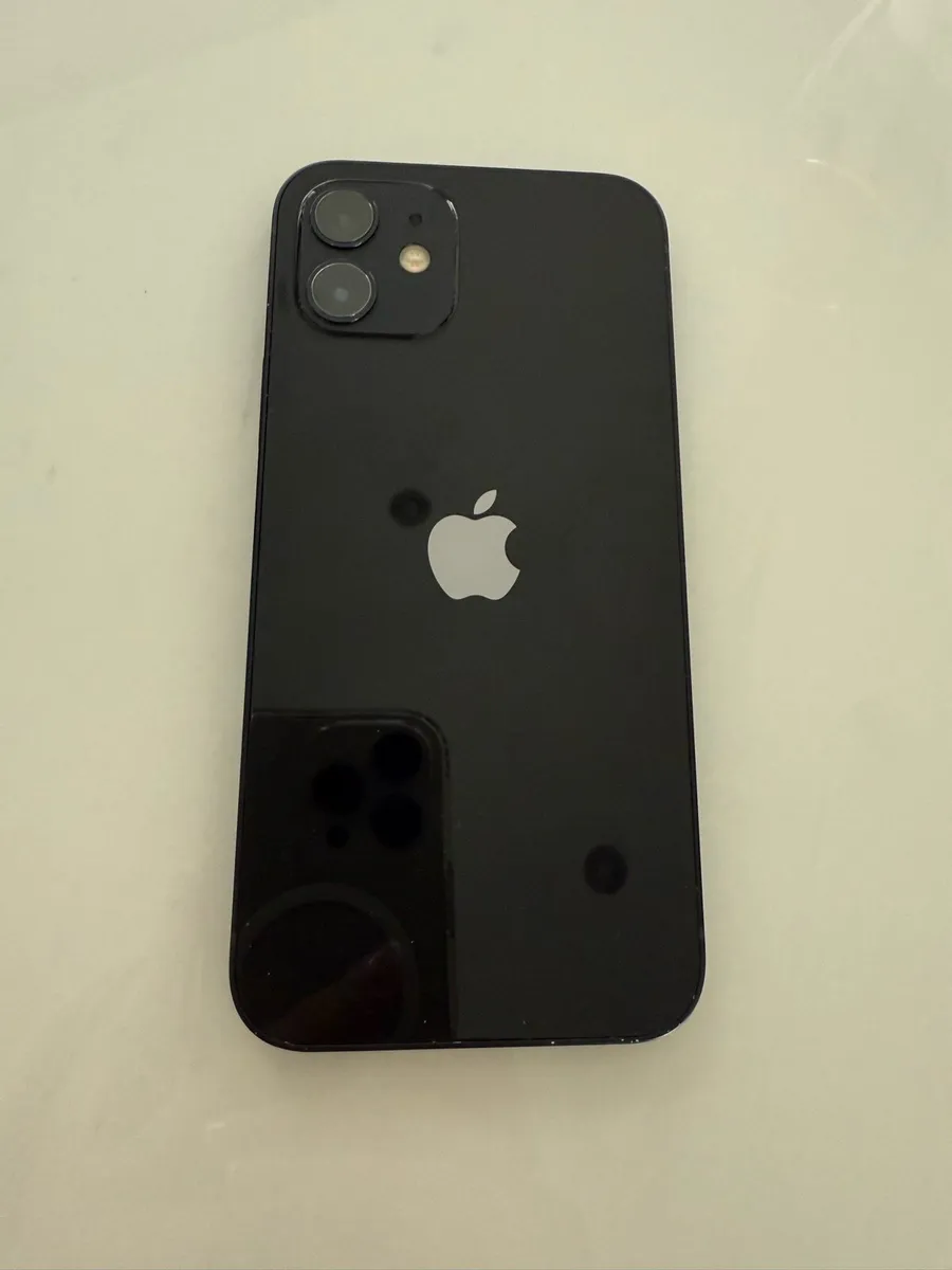iPhone 12 (128GB) Great Condition - Boxed - Image 2