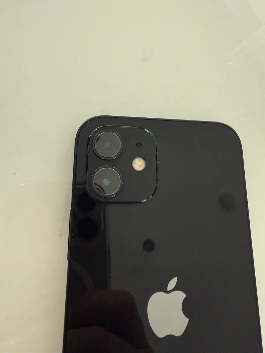 iPhone 12 (128GB) Great Condition - Boxed - Image 3