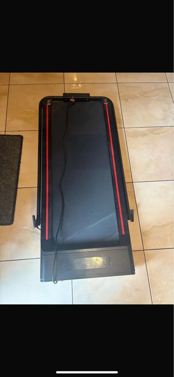 Treadmill - Image 1